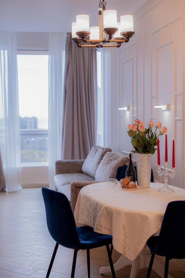 Apart hotel Greenwood near Sea Odessa Buitenkant foto
