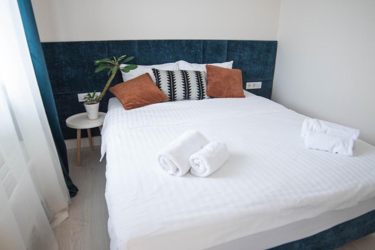 Apart hotel Greenwood near Sea Odessa Buitenkant foto