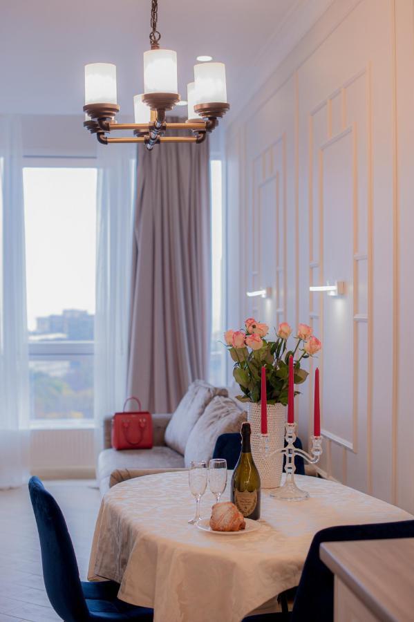 Apart hotel Greenwood near Sea Odessa Buitenkant foto