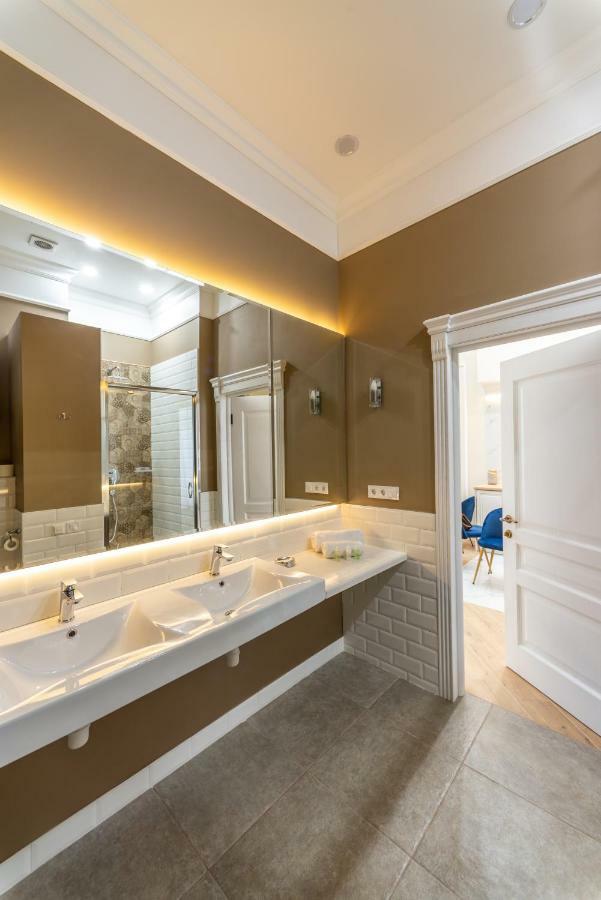Apart hotel Greenwood near Sea Odessa Buitenkant foto